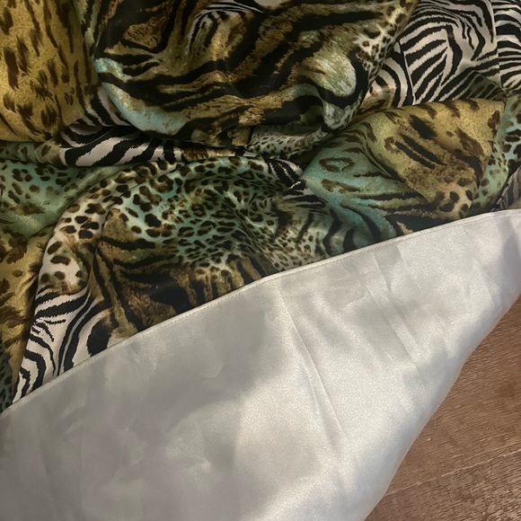 Cheetah/Leopard/Zebra dress with Jewels - Picture 7 of 7